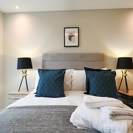 Portfolio Apartments - Welwyn Town Centre Welwyn Garden City Buitenkant foto