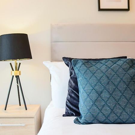 Portfolio Apartments - Welwyn Town Centre Welwyn Garden City Buitenkant foto