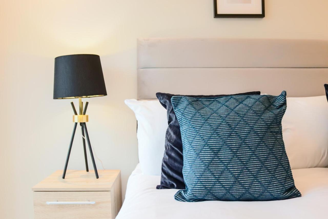 Portfolio Apartments - Welwyn Town Centre Welwyn Garden City Buitenkant foto