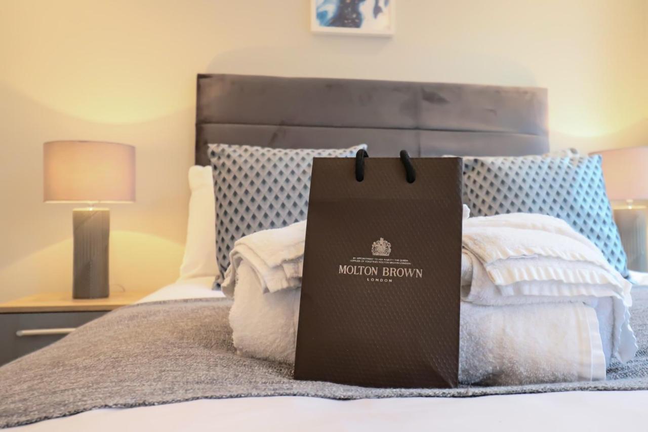 Portfolio Apartments - Welwyn Town Centre Welwyn Garden City Buitenkant foto